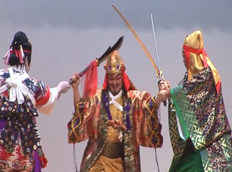 組踊「護佐丸」(吉の浦会館)