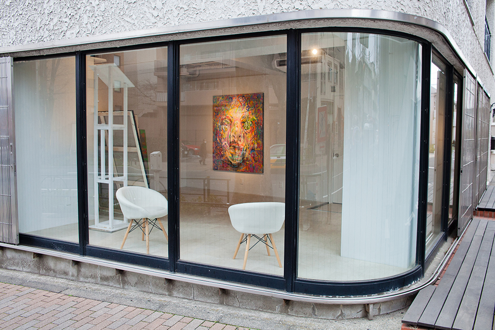 現代アートが見れます。キューレーターさんの説明がとても良いのでどの作品も魅力的に見えてしまいます。