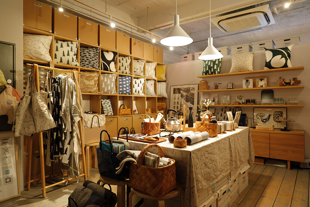 12. Nordic Design Store CUSHiON