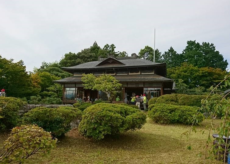吉村家別邸「桜山荘」's image 1
