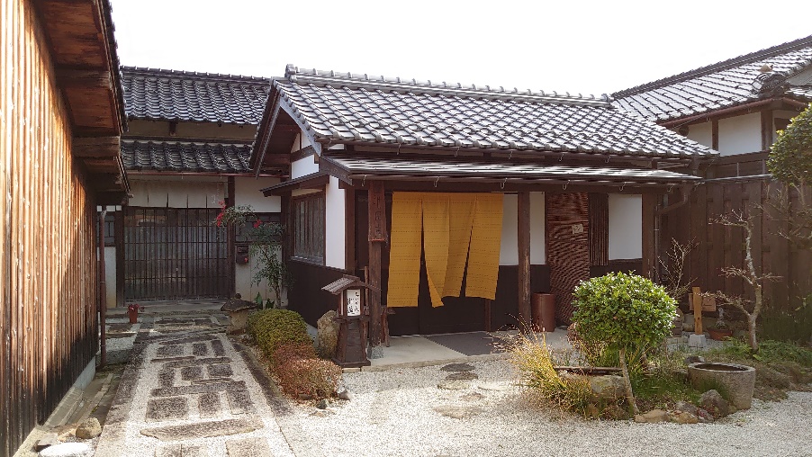 ちりめん街道 池田庄