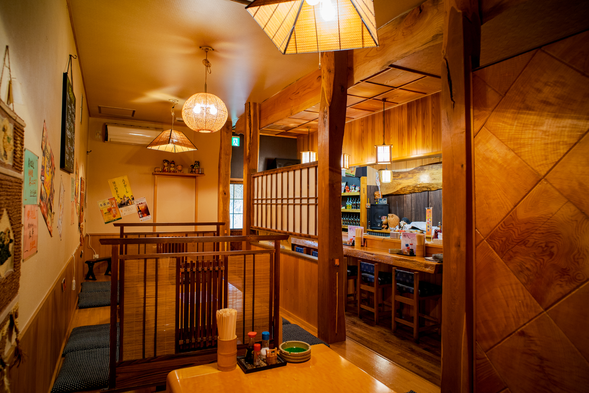 くいものや樽八