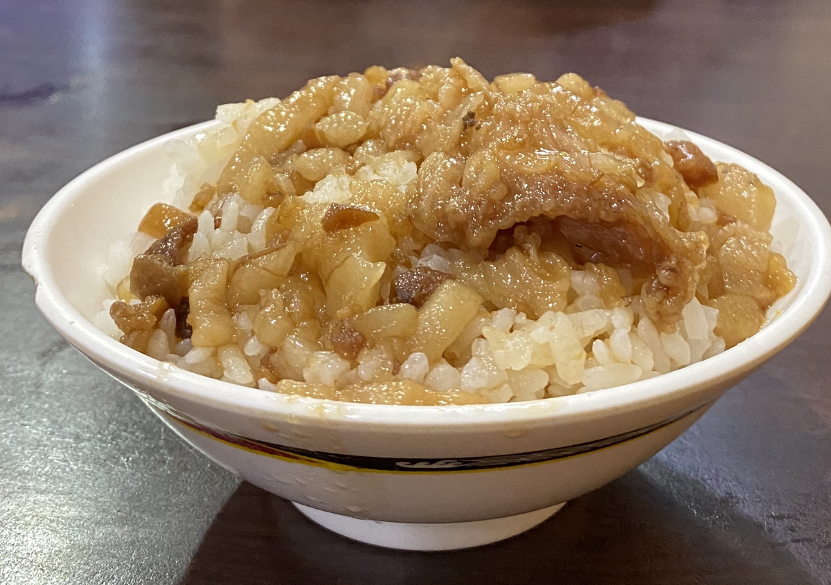 大橋頭魯肉飯