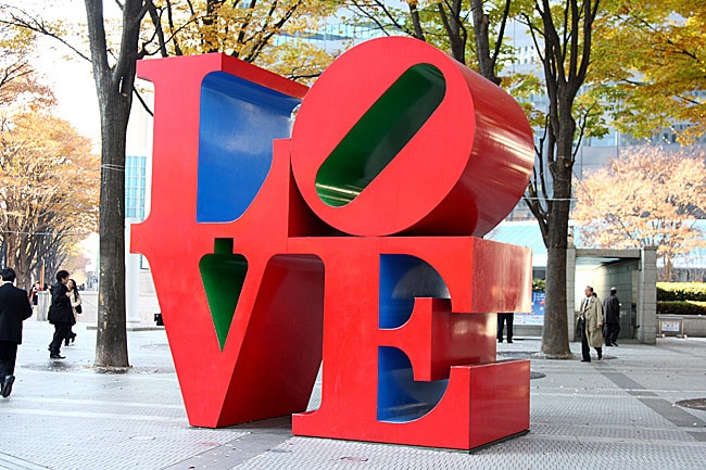Shinjuku I-LAND Tower LOVE Object