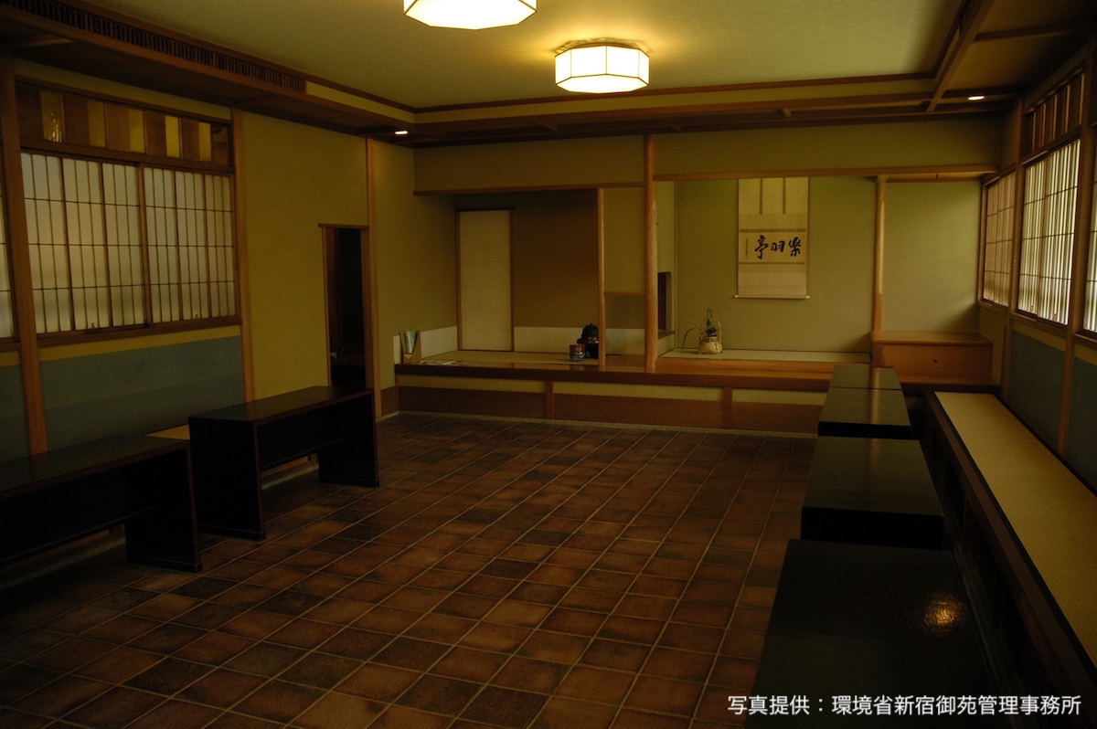 Rakuu-tei, Shinjuku Gyoen National Garden