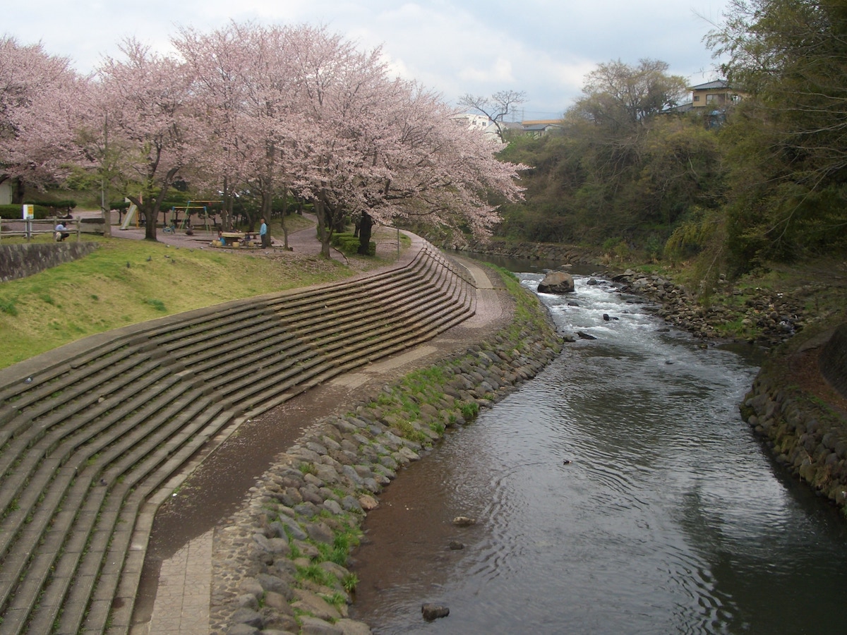 上岩崎公園（かみいわさきこうえん）