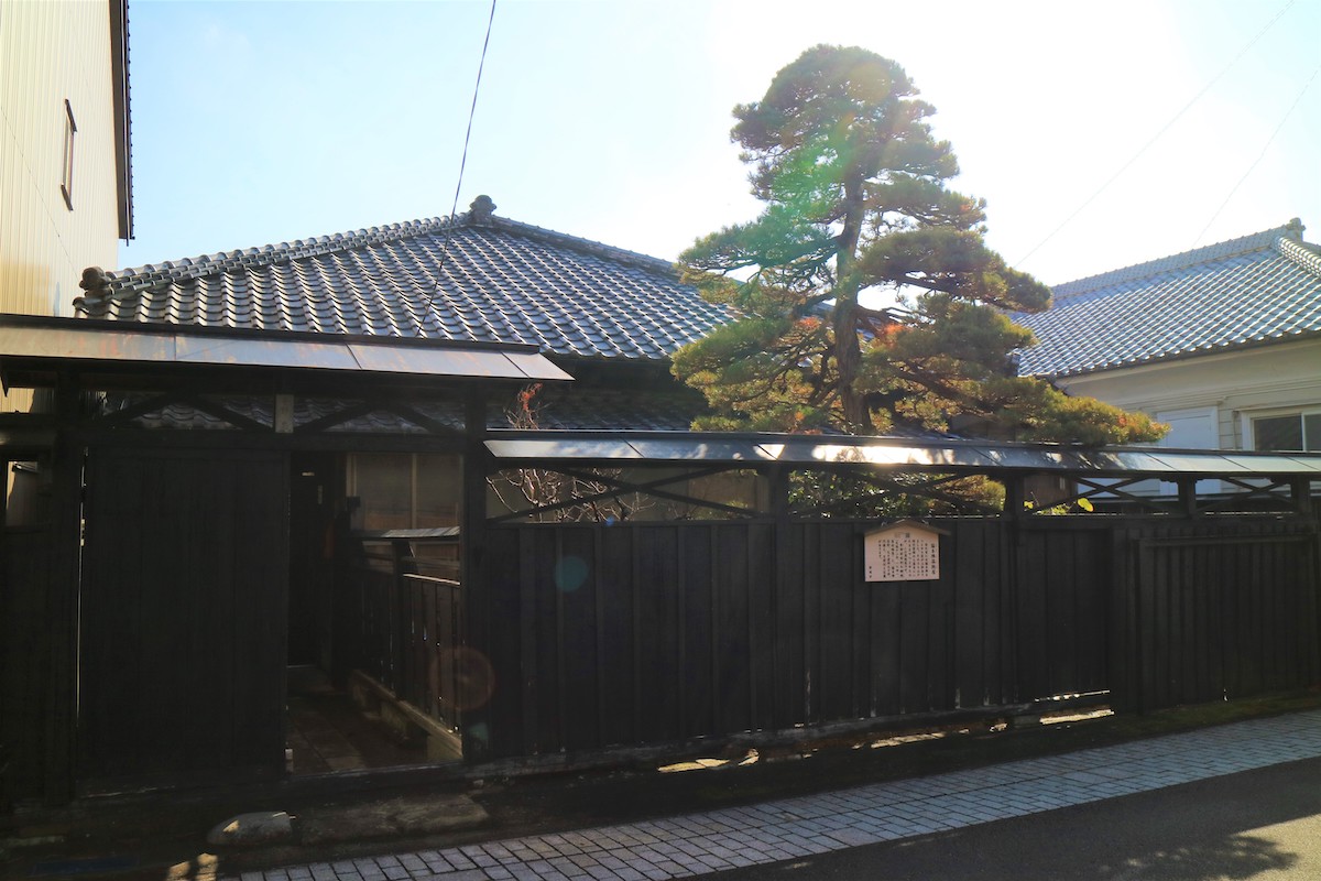 脇本陣(饂鈍屋)