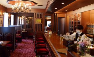 ⑤ カフェテリア異人館