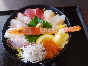 ⑪ ダイニングまめだ