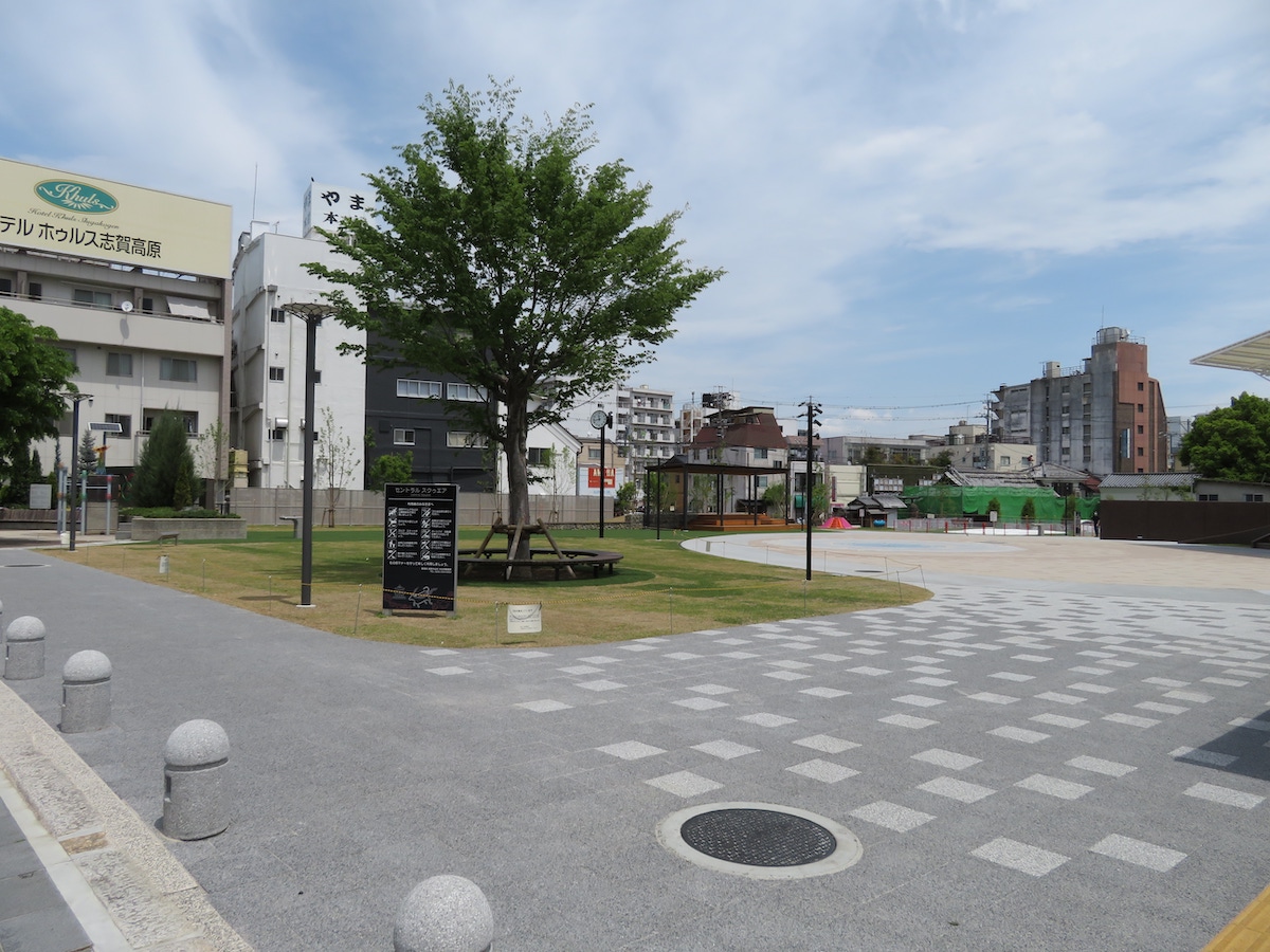 セントラルスクゥエア