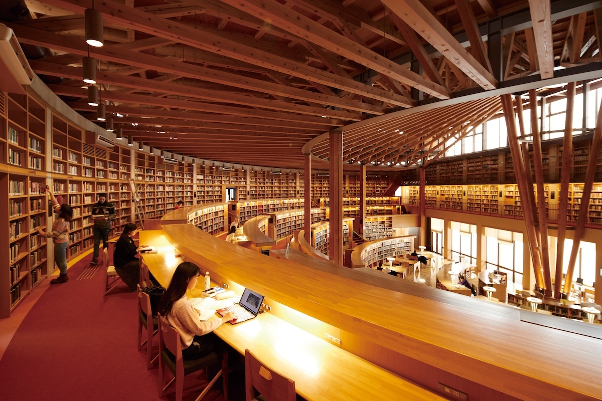 中嶋記念図書館（L棟）