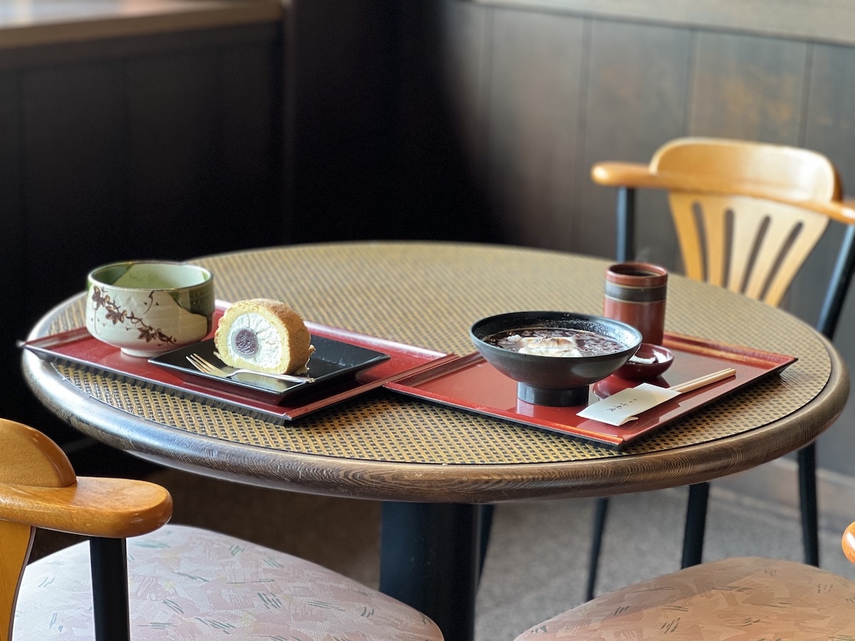 Keshi-mochi Honpo Kojimaya Yasuyoshi, Teahouse