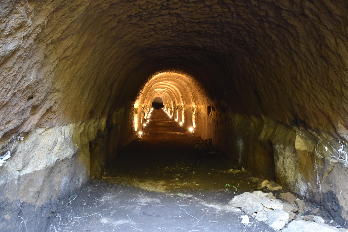 見学可能出入口(第6主坑道東出入口)