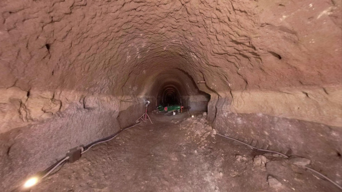 南端の坑道の出入口付近