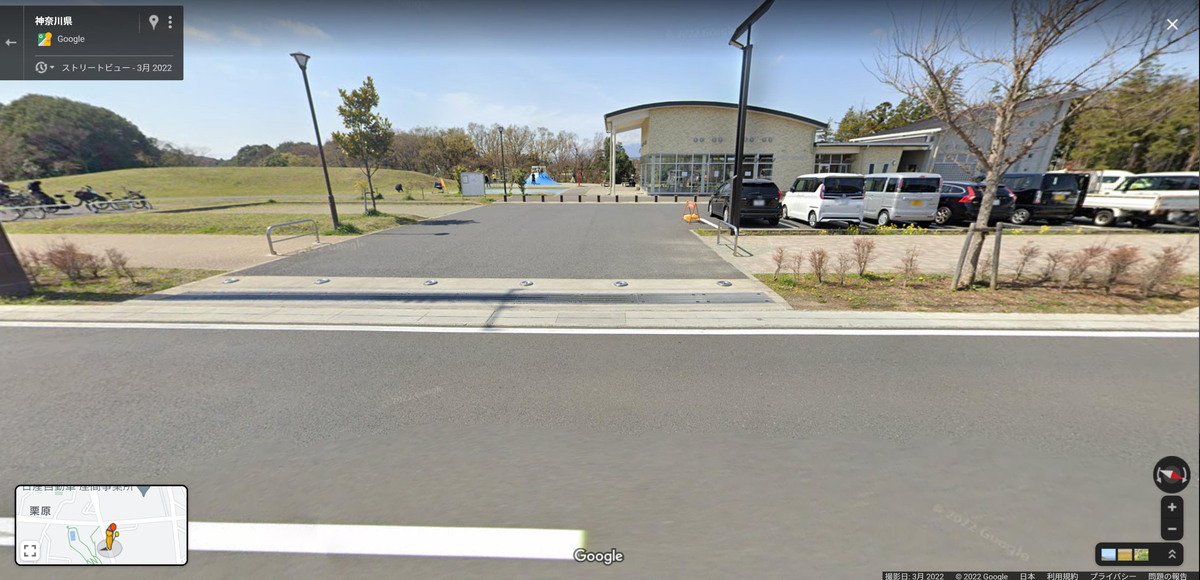 芹沢公園北東入口(駐車場)