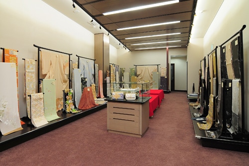 京ごふく　ゑり善　京都本店