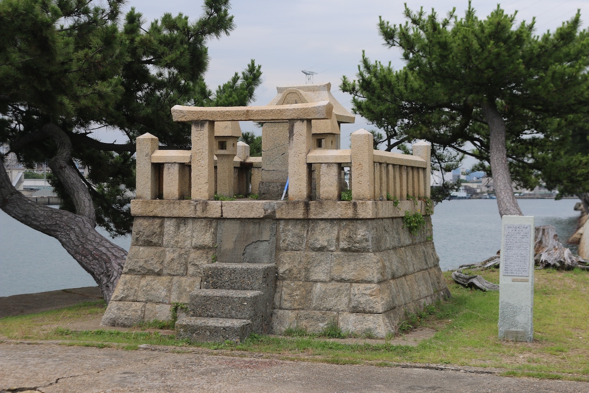 Stone Shrine of Tanpo