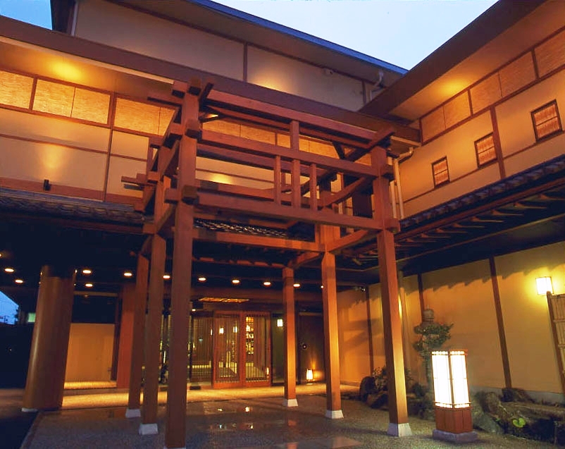 暖灯館きくのや