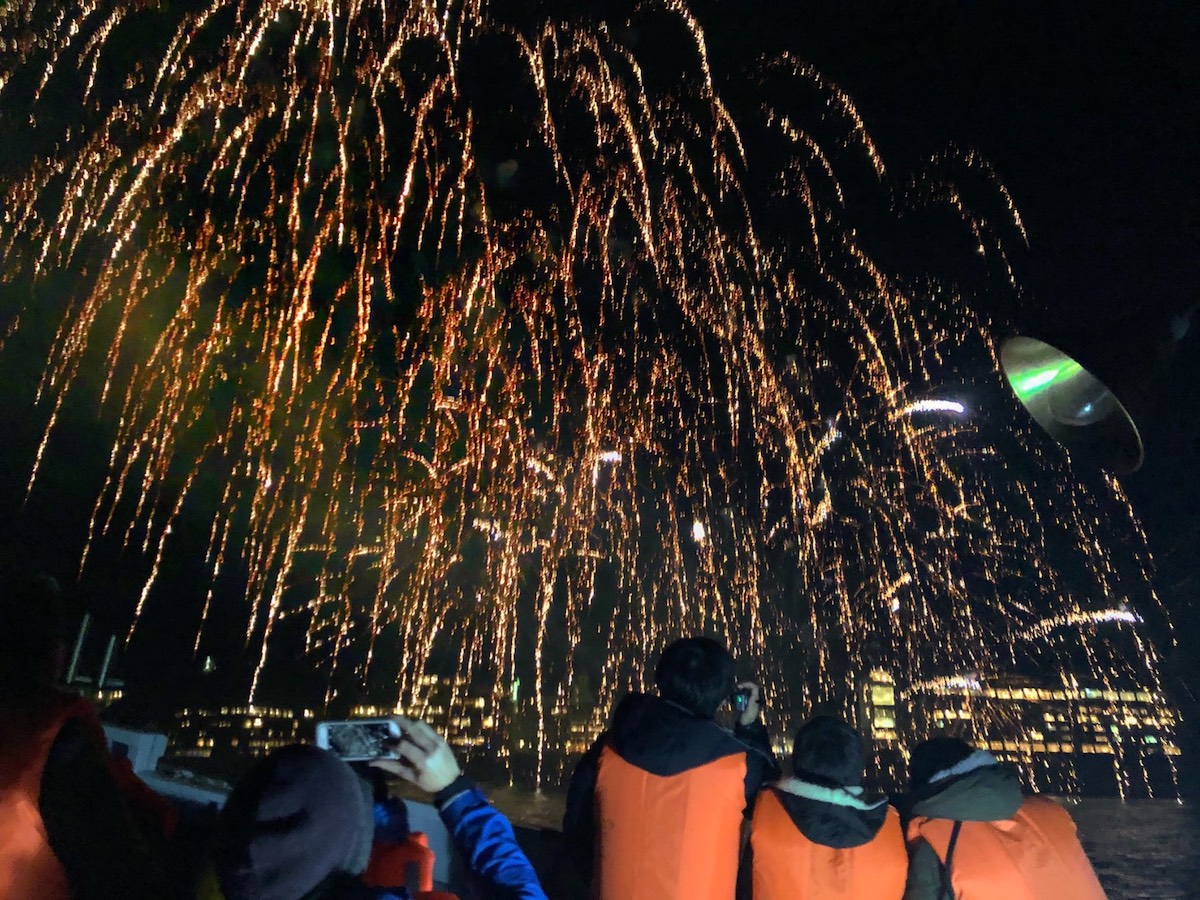 稲荷丸漁船観光クルーズ(花火クルーズ)