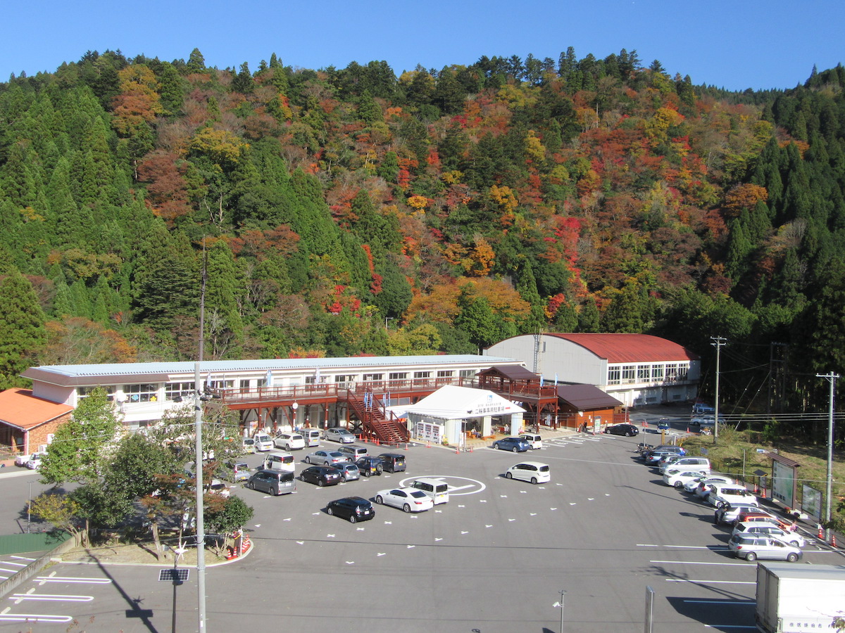 Michi-no-Eki Okueigenji Keiryunosato