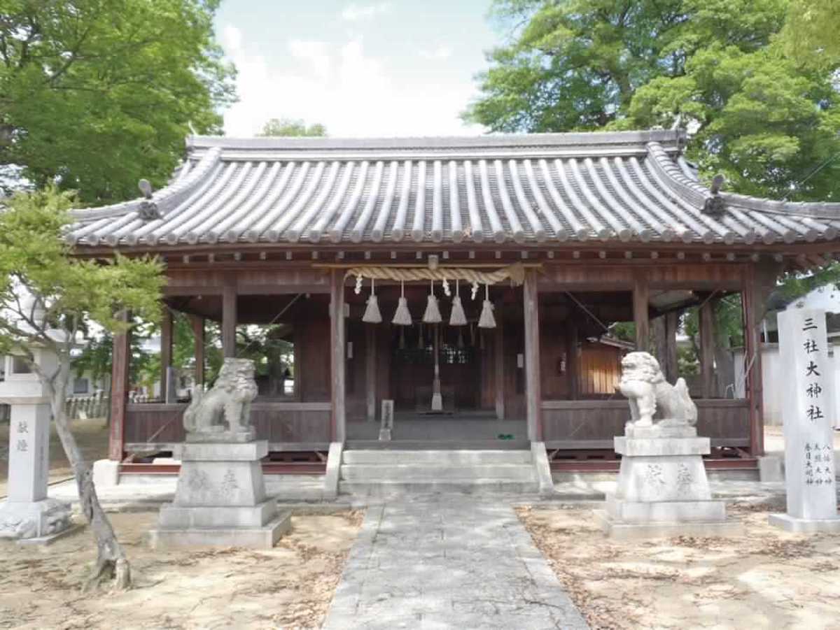 Komatsubara Sansha Grand Shrine