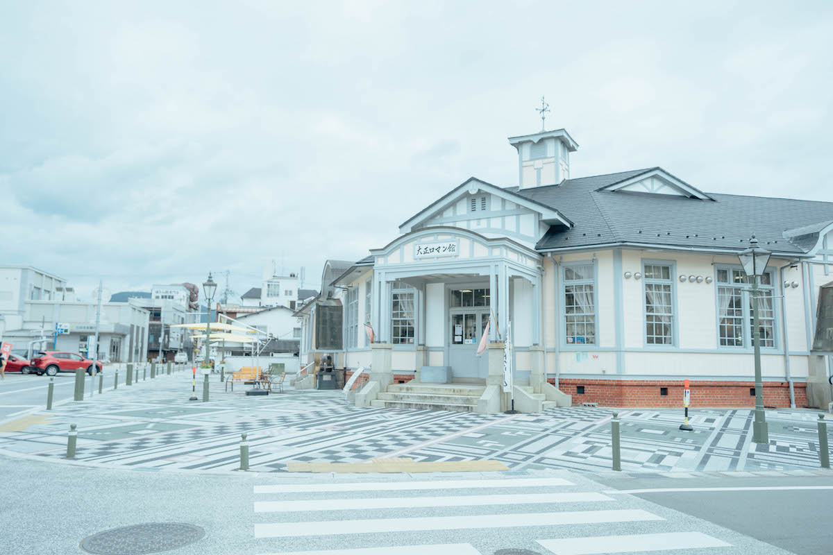 Sasayama Castle Town (Strolling Around the Town)