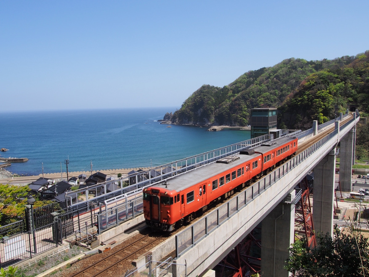 Amarube Tekkyo "Sora-no-Eki" (Amarube Viaduct "Sky Station")