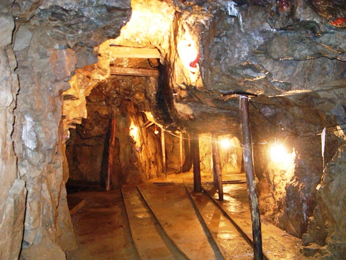 Akenobe Exploration Tunnels