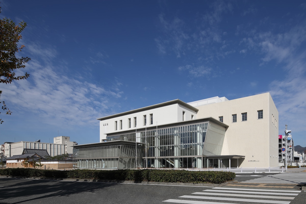 Hyogo Prefectural Hyogo-no-Tsu Museum