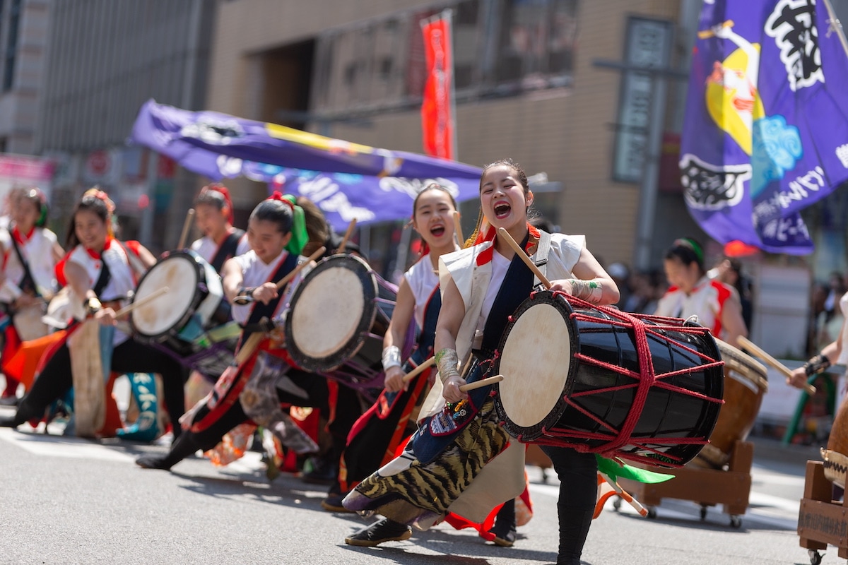 はかた駅前”どんたく”ストリート