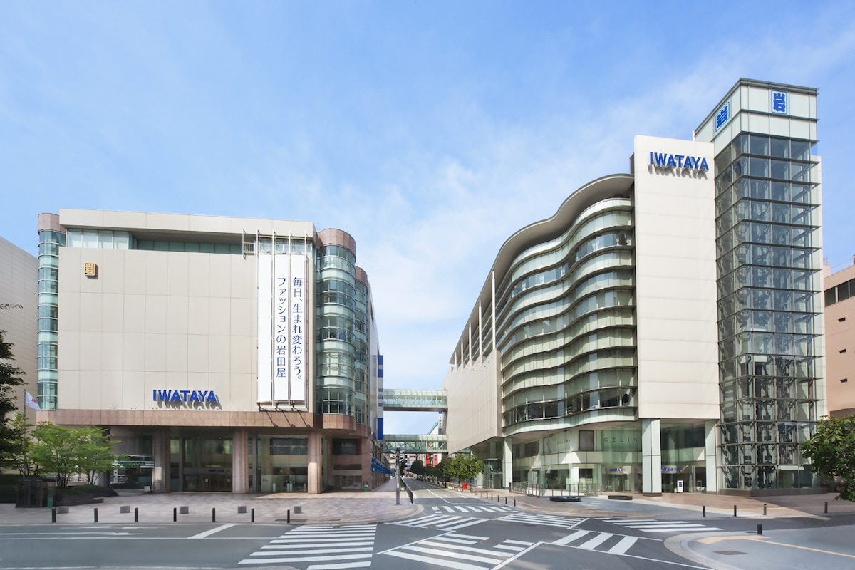 岩田屋三越演舞台