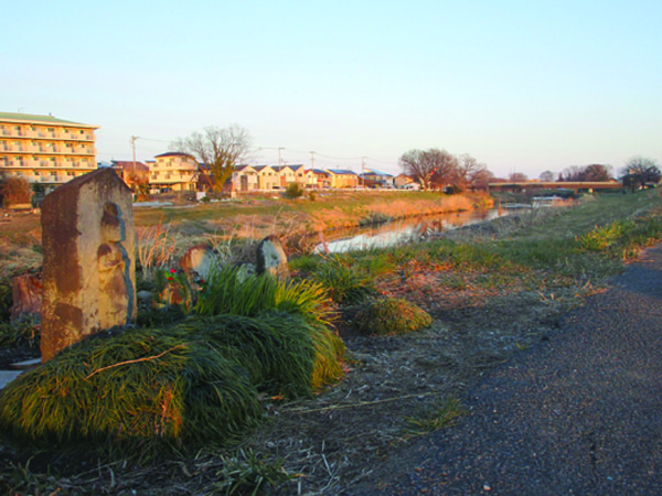 A-1 砂原土手バス停と石仏