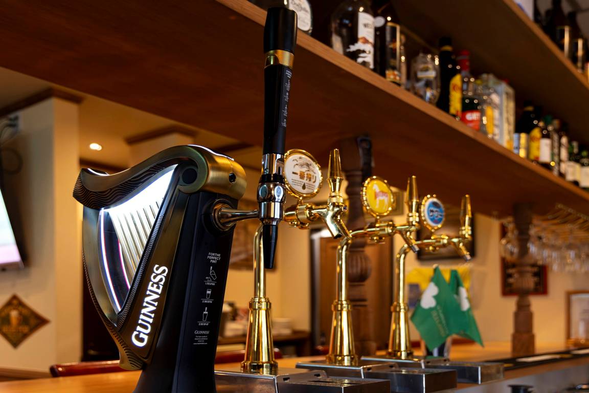 Irish Pub SPUDS(アイリッシュパブ スパッズ)