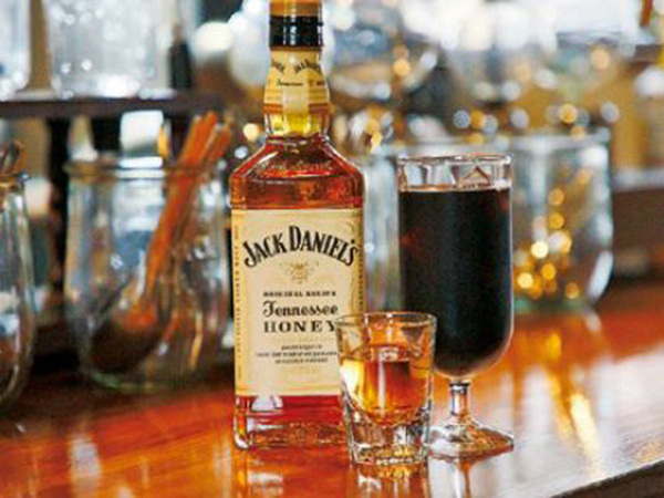 Bee Shrimp & Cafē kokomoca(ビー シュリンプ アンド カフェ ココモカ)