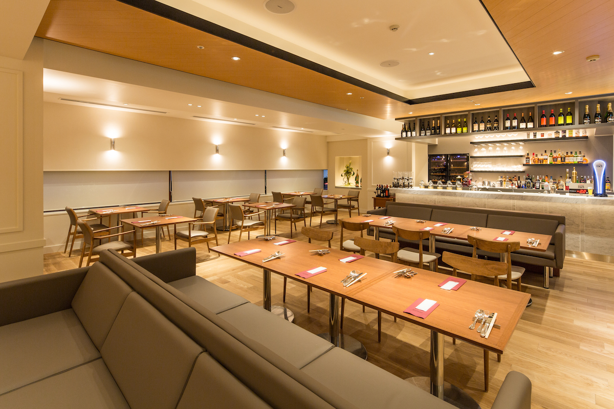 Casual Dining RIVIERE