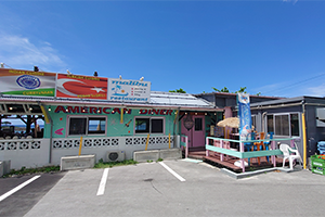 Sea Side Cafe & Bar BuLL's