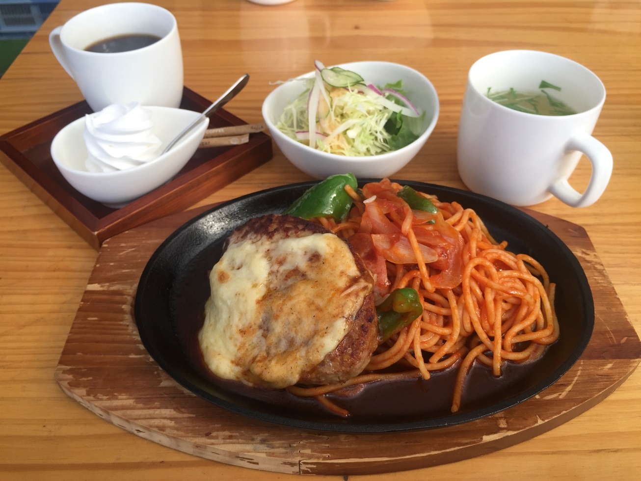 ワールド / 월드