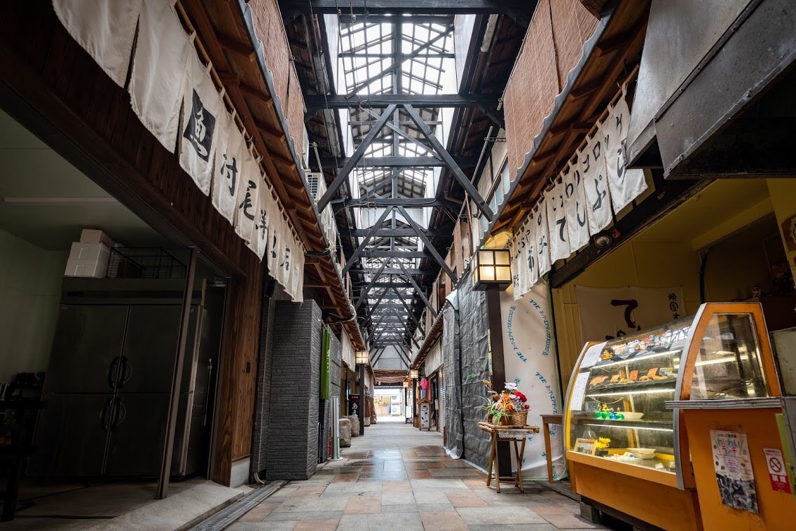 公設市場