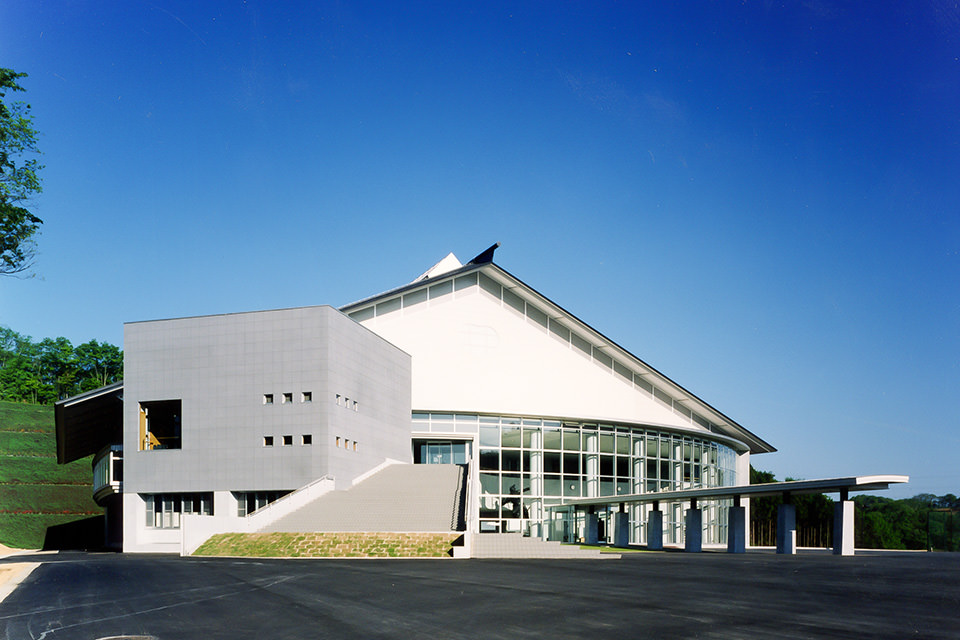 東山総合体育館