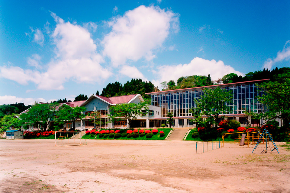 栗原市立栗駒小学校（旧栗駒町立岩ヶ崎小学校）