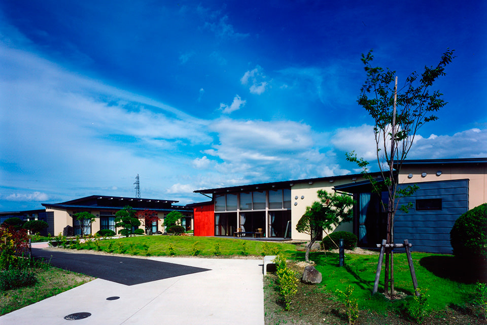 養護老人ホーム「ひばり園」