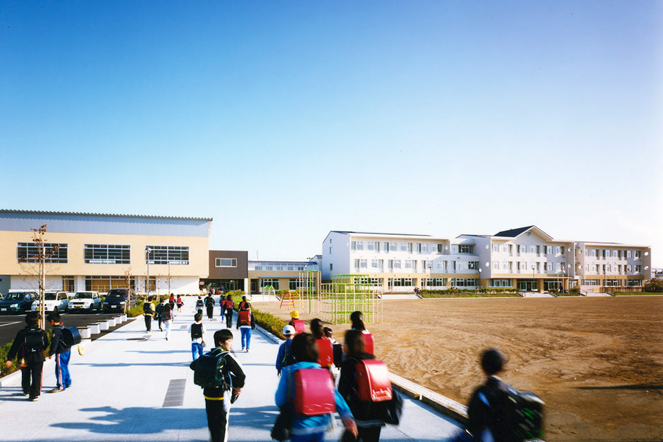 八戸市立柏崎小学校