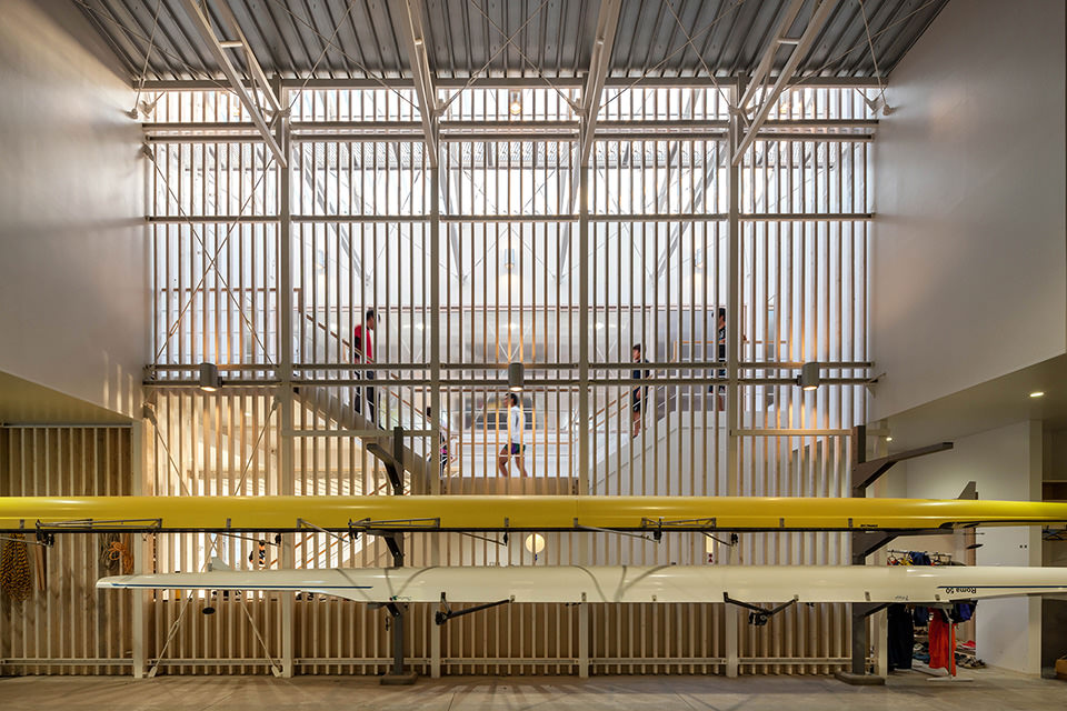 東北大学ボート艇庫