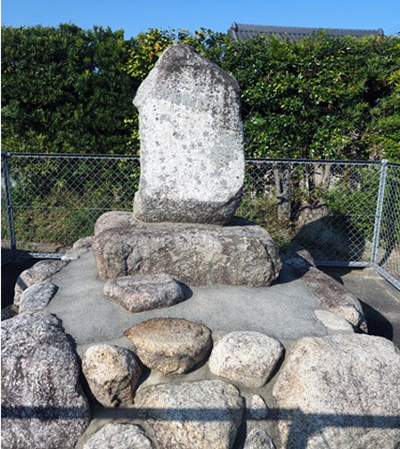 西南の役石碑【大矢知町】