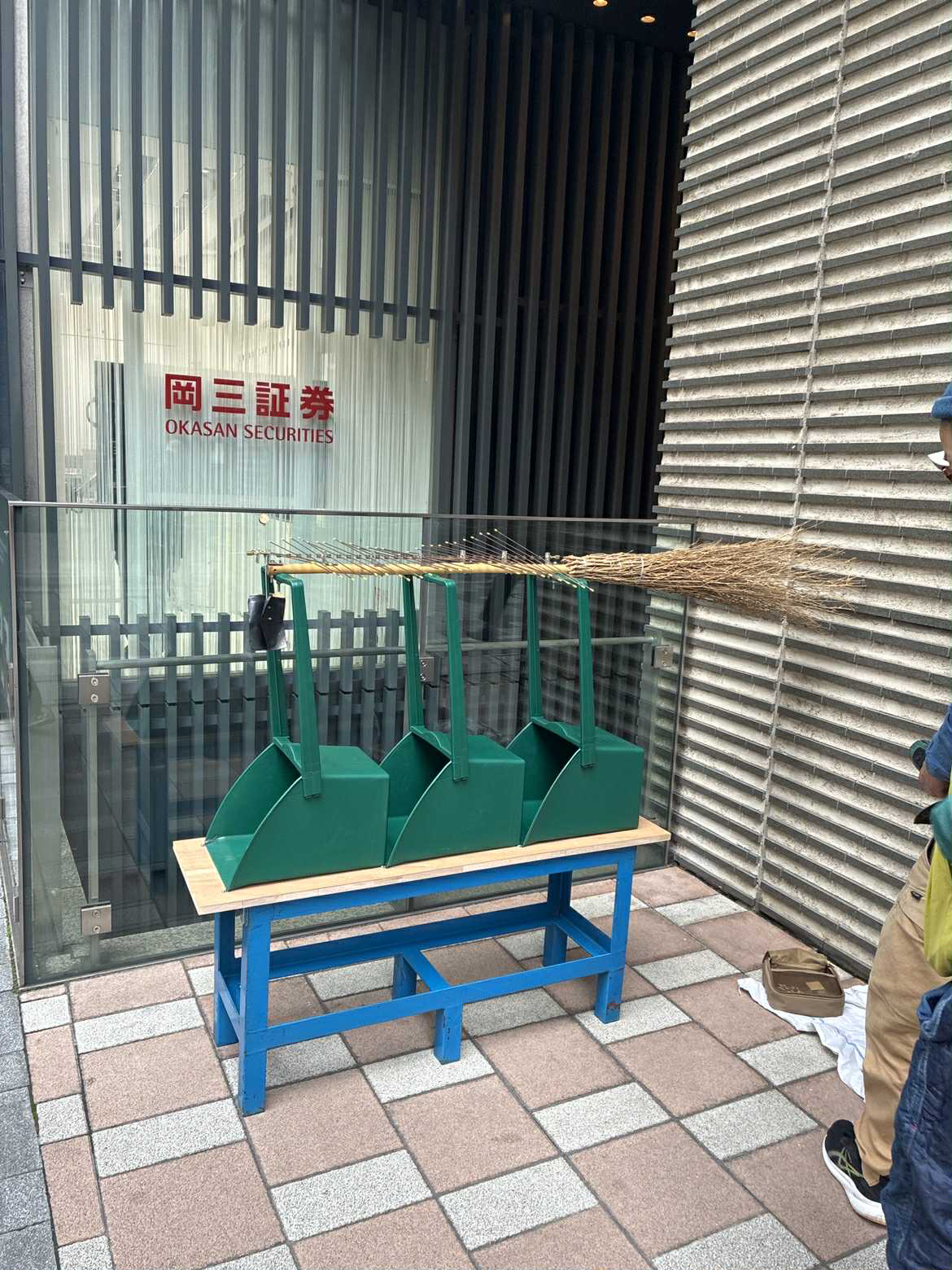 片岡純也＋岩竹理恵《呼吸する裏路地》